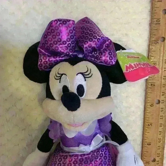 Purple Minnie Mouse plush toy Disney Disney Land Disney World Disney vacation - Picture 2 of 5